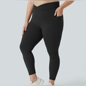 HALARA Black Leggings with Crossover Waist and Two Outer Pockets Size XL